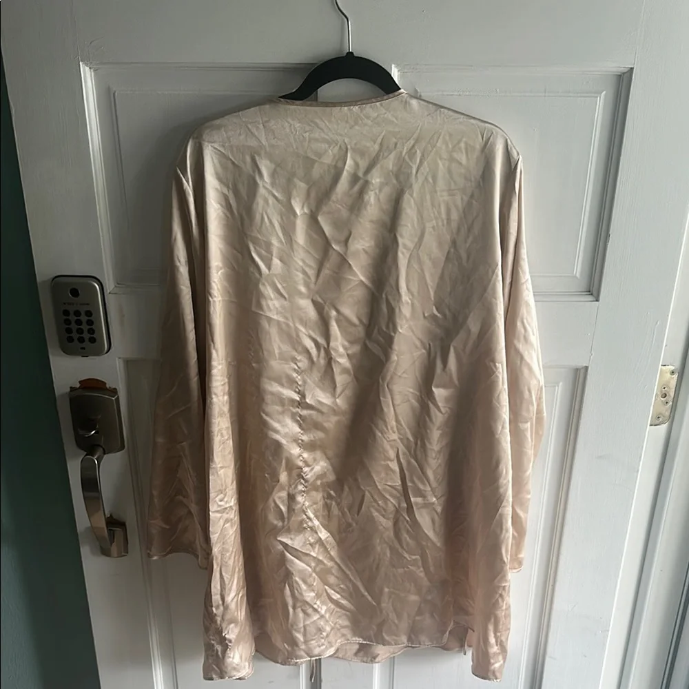 Flora Nikrooz Cream Robe - Picture 3 of 3